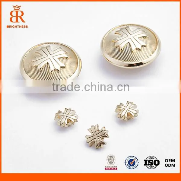 Embossed square snap button prong snap button