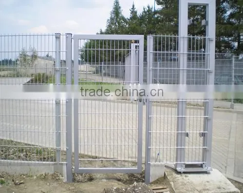 Cheap metal door wire mesh fence design