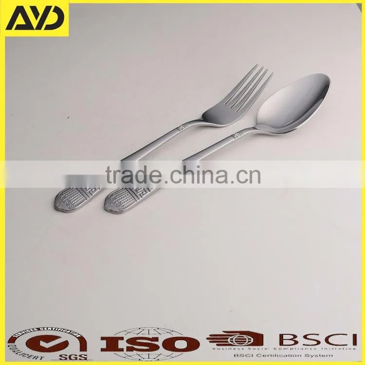 24Pcs Stainless Steel Silver Detal Supre Quality Cutlery Set