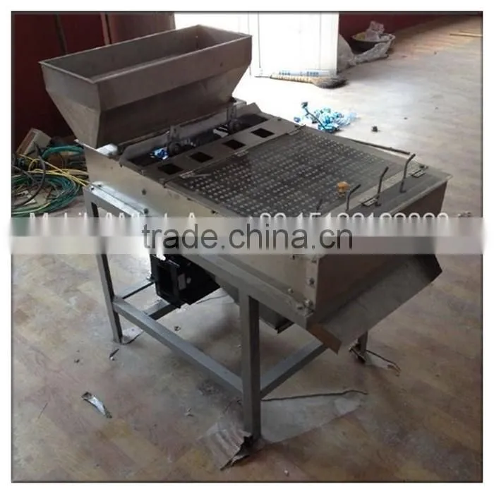 Samll roasted red peanut skin removing peeler machine for sale price