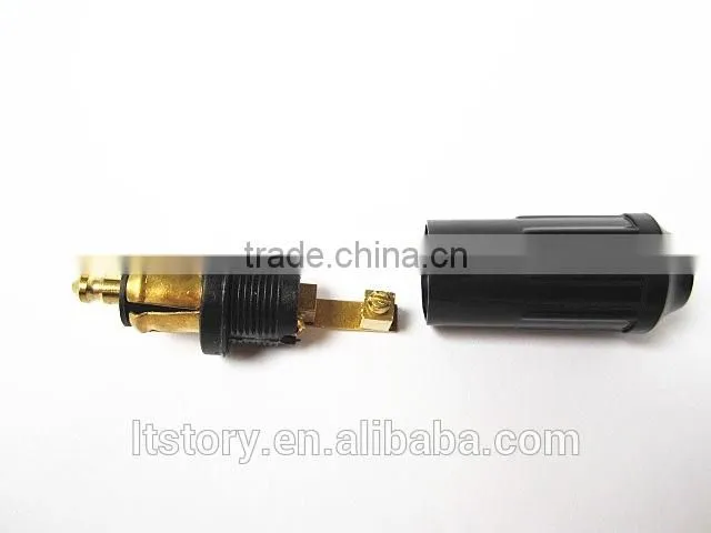 Black color car Merit 12V Rated Voltage 0-35V DC Max Current 16A Power Plug power socket