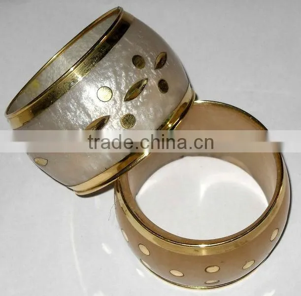 Simple 1 Inch Wide Bangle