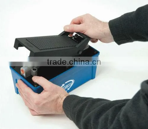 Air hydraulic pump