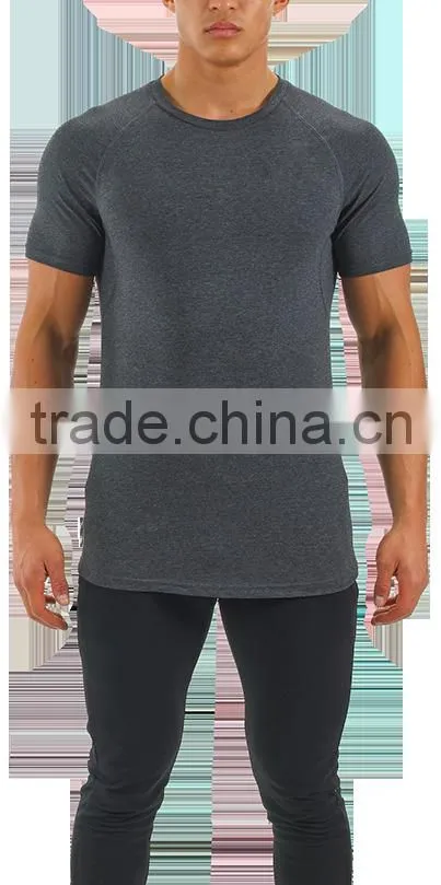 Muscle Fit Gym T-Shirt Dry Fit Custom T-shirt for Men