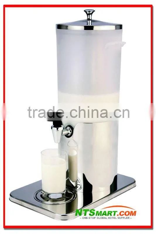 Cold beverage dispenser