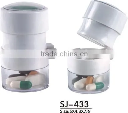 Plastic pill crusher