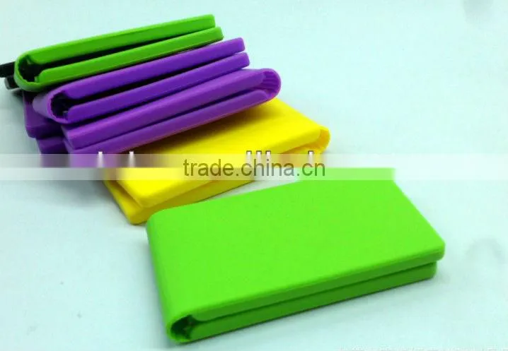 siliconec credit card holder for promotions
