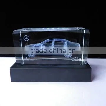 Nice clear crystal LED light base with a diamond cut/facet for crystals decoration