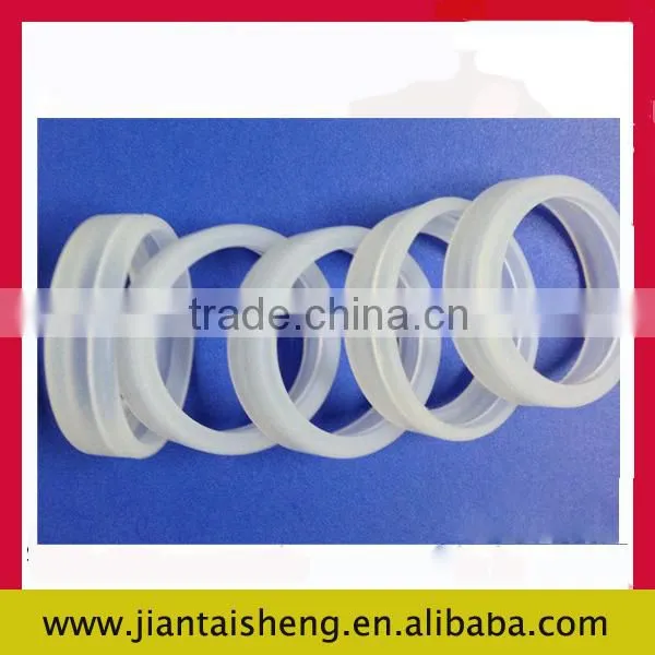 Silicone septa for plastic gallon oil cap