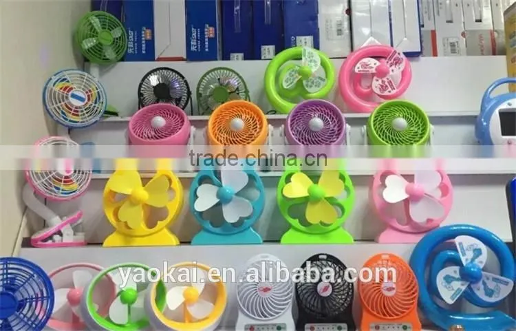 Unique new design portable usb fan rechargeable mini usb fan led light usb mini fan with power bank Powerful wind