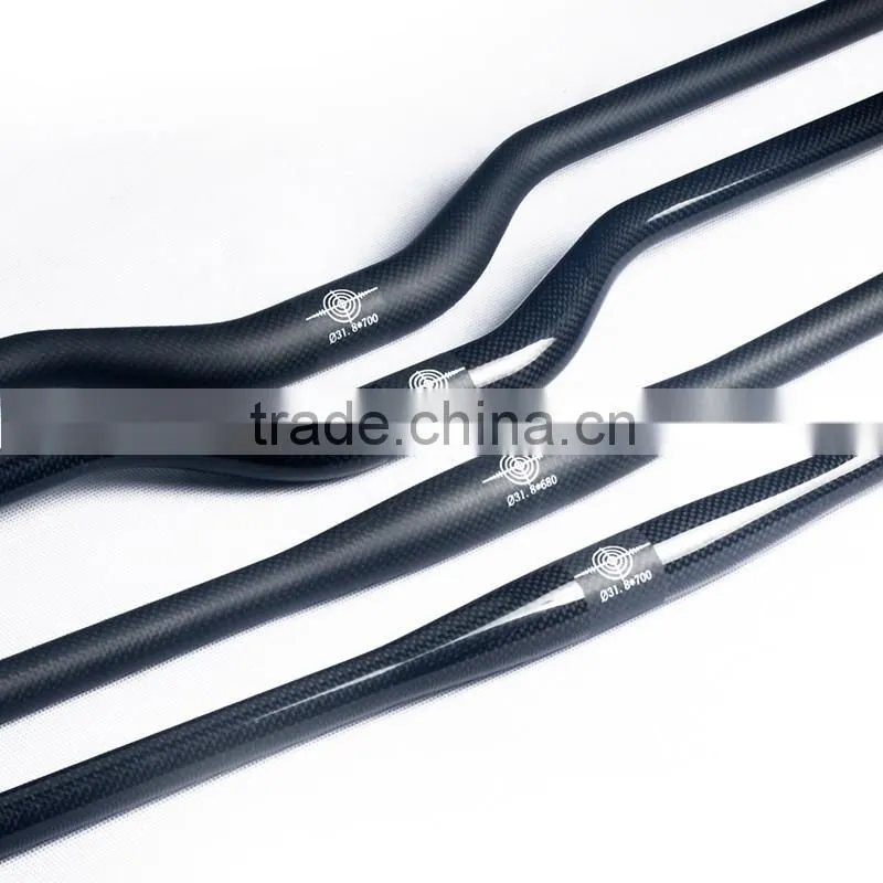 New arrival mountain bike 3K carbon handlebar,flat/rise carbon mtb handleabrs size in 31.8*720mm mtb bike parts