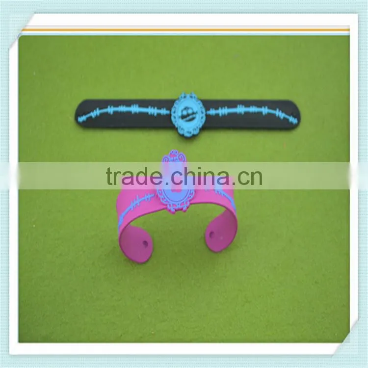 Custom silicone animal slap bracelet