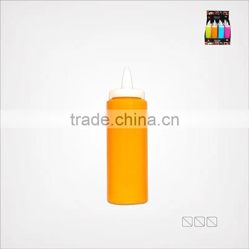 Plastic sauce bottle