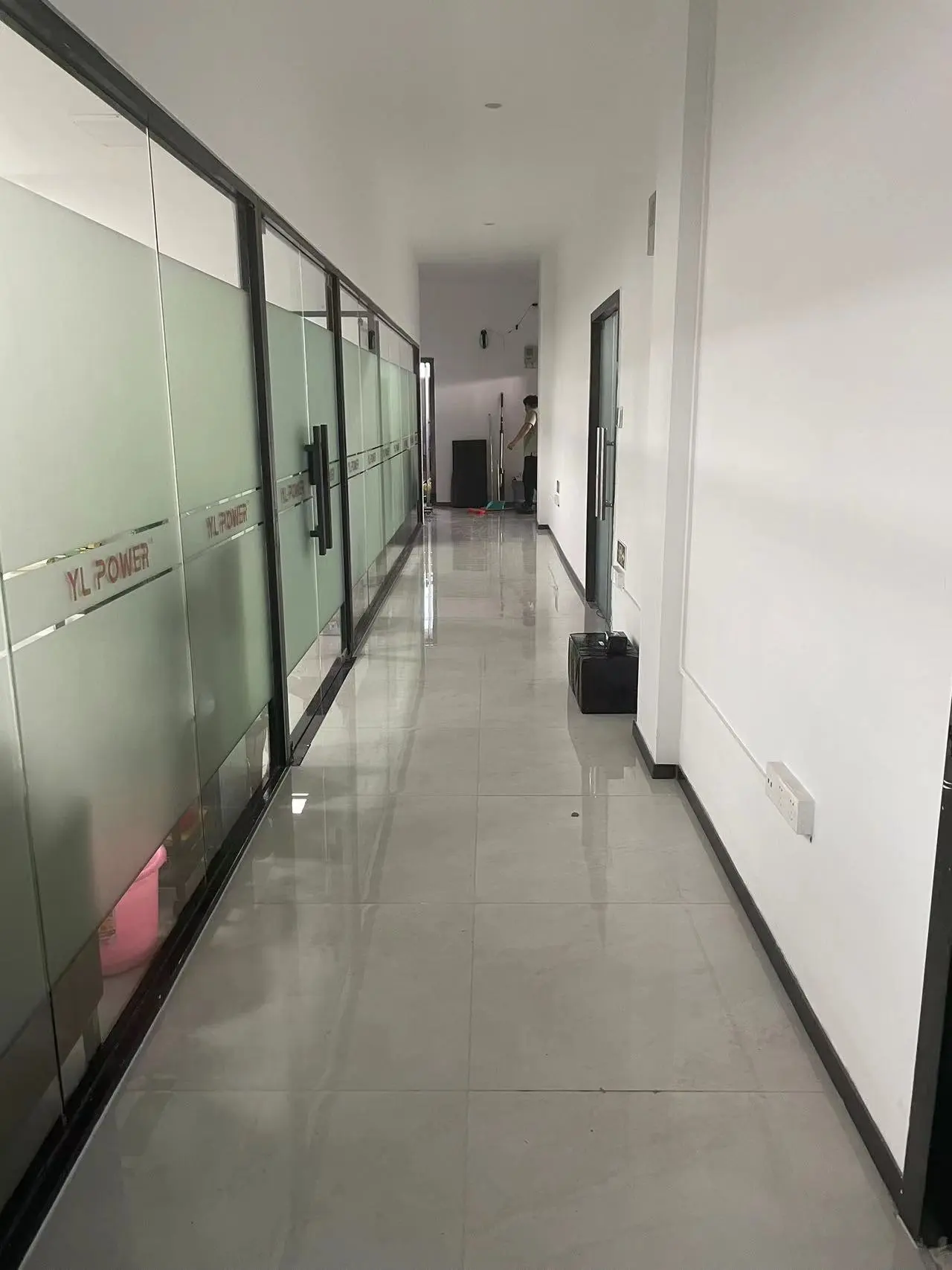 Xinjunhang Machinery And Equipment Trading Company, Bao'an District, Shenzhen company overview - view 1