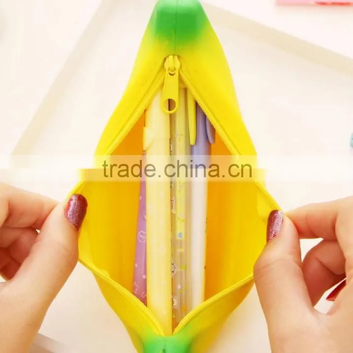 Banana Shaped Silicone Coin Walle/travel wallet/slim wallet