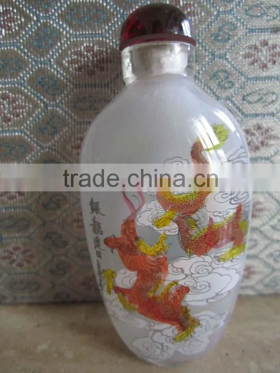 Chinese Traditional snuff box c/w Picture of Dragon Gallop