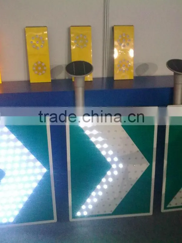 Solar Traffic Warning Sign with super brightness led