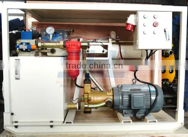 Easily operated tile grout cement grout