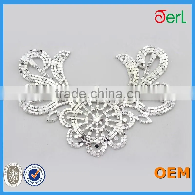 2016 hot sale popular design bling bling ornaments rhinestone trim for home decoration
