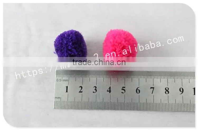 Colorful customized size polyester yarn pom pom ball for decoration