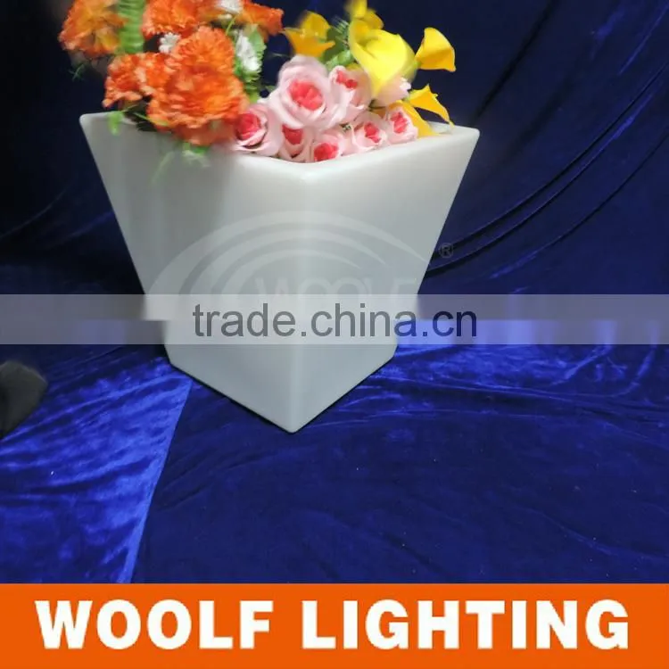 wholesale plastic party decoration led flower pots
