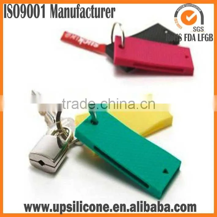 wholesale fashionable silicone key holders