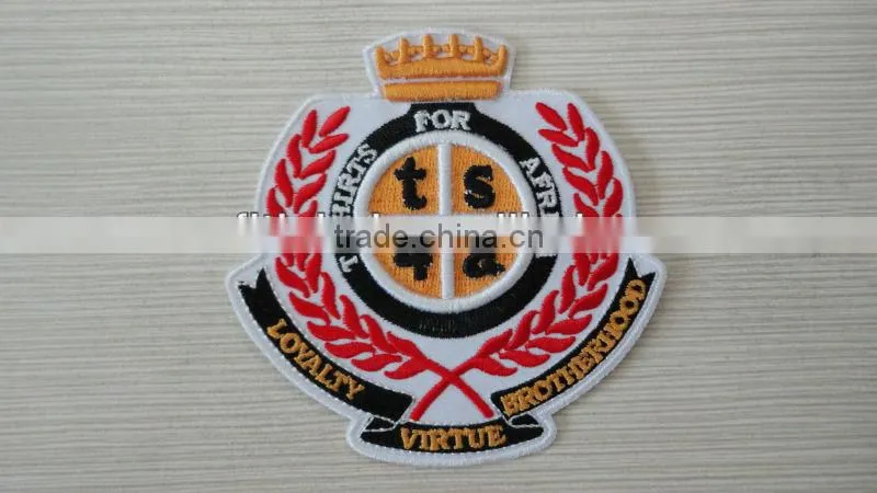 China high quality embroidery logo badge patch for clothing garment