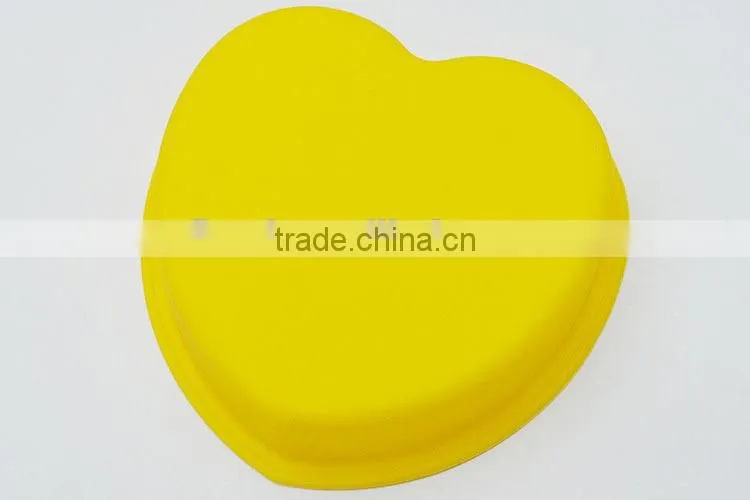 YangJiang factory manufacture Cheap Durable Nonstick heart shape Silicone Cake Molds