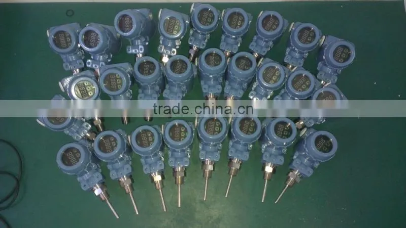 Digital Temperature Transmitter with Display QTB102