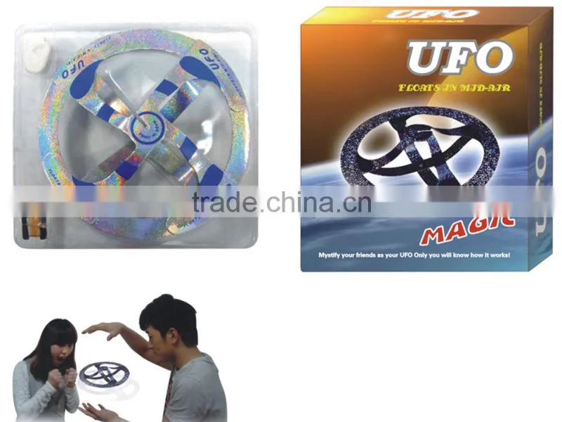 Cool fliying UFO magic toy