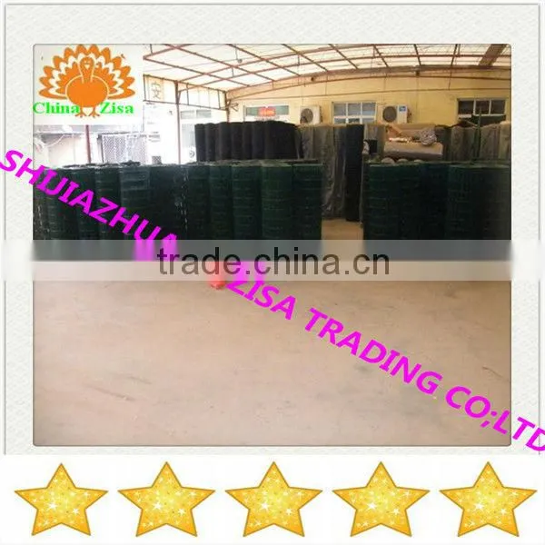 green square wire mesh fence post