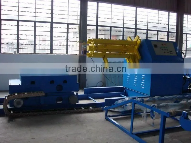 Roofing sheet sheet uncoiler