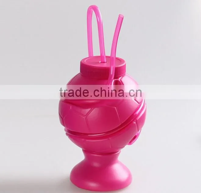 new innovative plastic round drinking bottle kettle with cap and straw