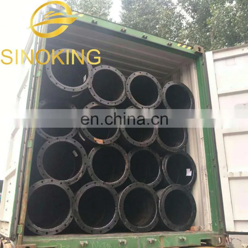 Rubber pipe on dredger