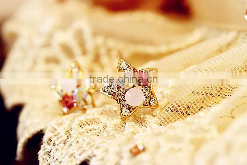 Fancy crystal star stud star shaped diamond earrings statement star earring