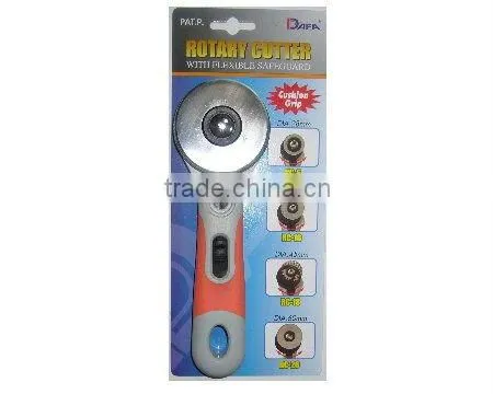RC-26 NEW ROTARY CUTTER WITH CUSHION GRIP 60MM