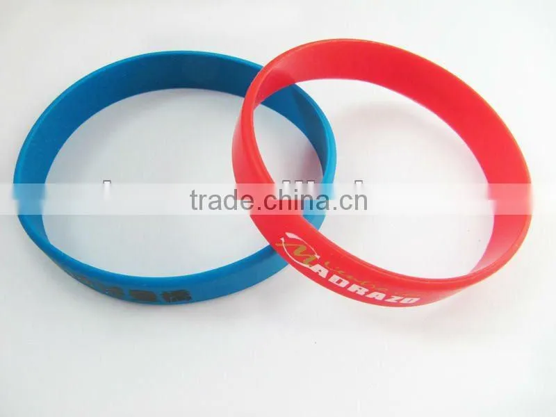 Custom Cheap Personalized Promotional Silicone Bracelet