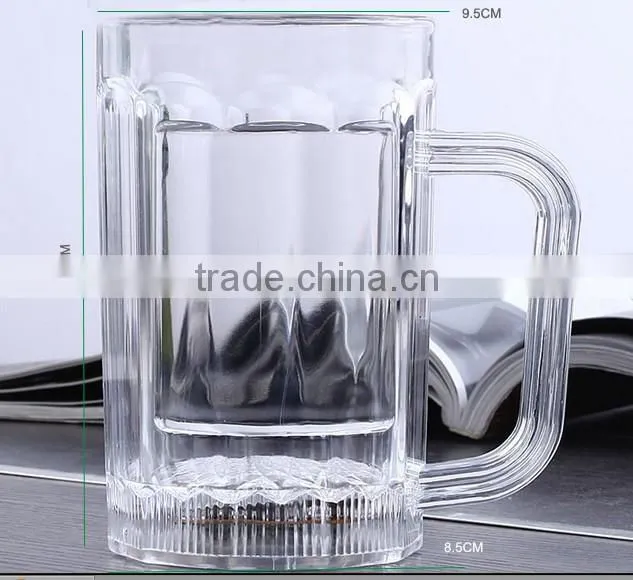 Plastic beer mug with flashing LED for bar&party, 480ml(17 ounce), water activated LED mug