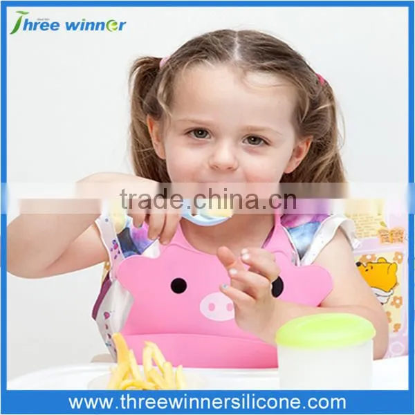 Cute pattern animal design silicone bib rubber baby bib