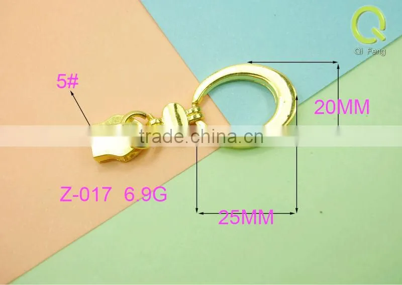 customized pvc zipper puller fashion design zipper puller