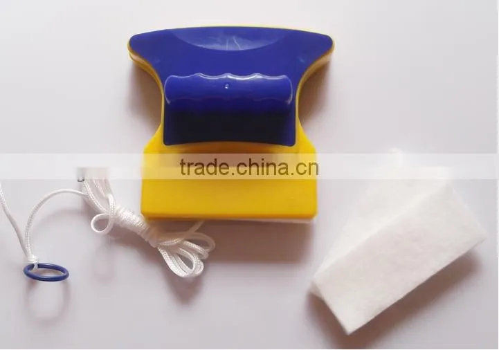 Magnetical Double Glazing Wiper