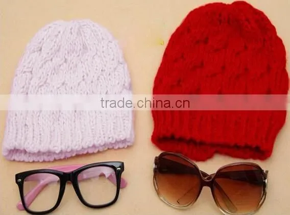 In autumn and winter to keep warm knitting cap couples pur color upset twist cap
