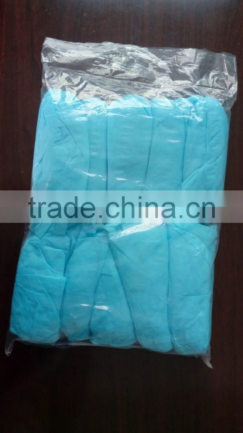 Disposable nonwoven shoe cover