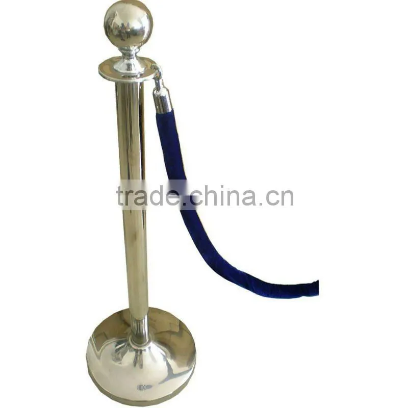 zinc barrier stanchion with rope
