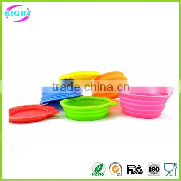 Silicone dog bowl collapsible bowl