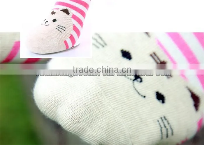 Wholesale Fashion Cat Cartoon Tube Stripe Sock