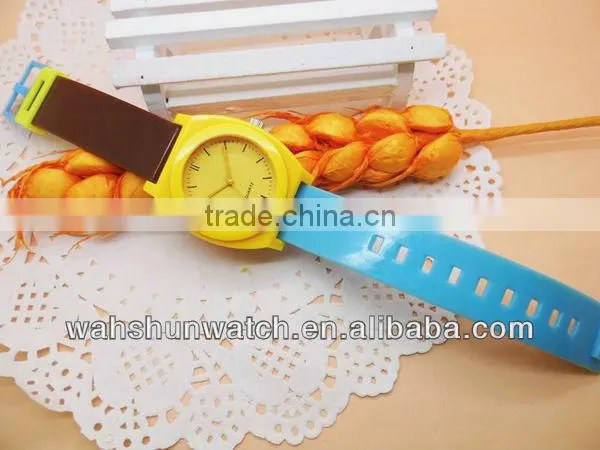 Popular pu plastic strap cute disne cartoon watches children