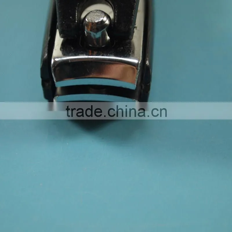 ZJQ-047 Carbon steel with plastic cover finger nail cutter with file