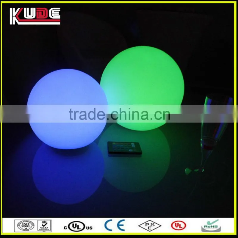 rechargreable multicolors changing PE plastic LED ball for pools and garden