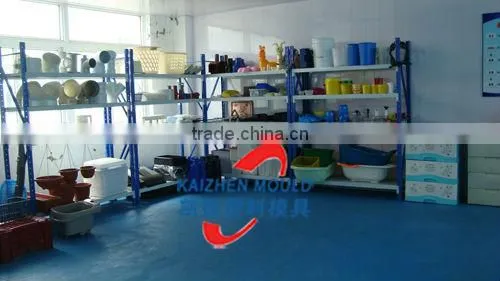 Plastic injection pipe fitting mold